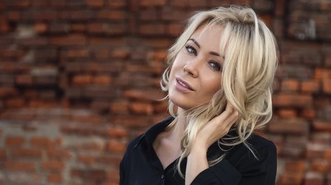 Dia pernah bekerja sebagai penerjemah di delegasi resmi Rusia yang mengunjungi Tiongkok dan ayah filsufnya Profesor Mikhail Mizulin adalah seorang akademisi terkemuka di Moskow. Foto: dok. Instagram