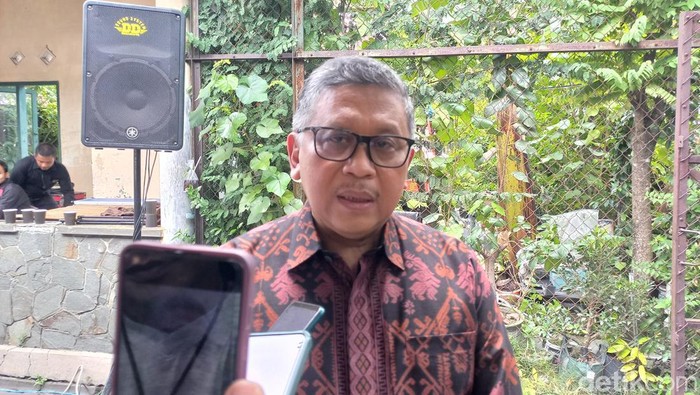 Sekjen PDIP Tarcisius Hasto Kristiyanto, saat ditemui di Perumahan Gentan Raya, Desa Gentan, Kecamatan Baki, Kabupaten Sukoharjo, Selasa (20/2/2024).