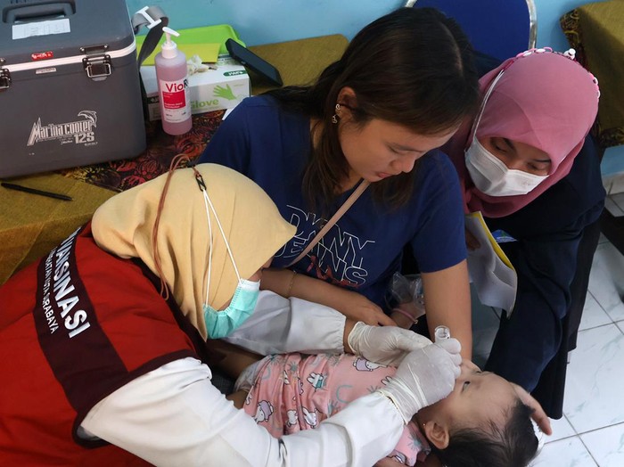 imunisasi polio di surabaya
