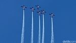 Bikin Merinding, Aksi Jupiter Acrobatic Team di Langit Singapura