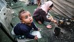 Keceriaan Anak-anak Palestina di Tenda Pengungsian