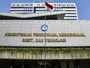 Kemdikbud Rekomendasikan Buku Pramoedya hingga Wiji Thukul Dibaca Siswa