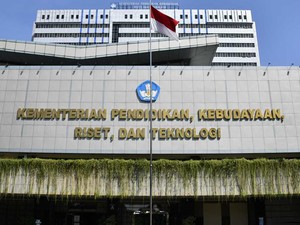 Kemdikbud Rekomendasikan Buku Pramoedya hingga Wiji Thukul Dibaca Siswa
