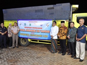 Mendes Lepas Ekspor 1 Truk Anggrek dari Malang ke Taiwan