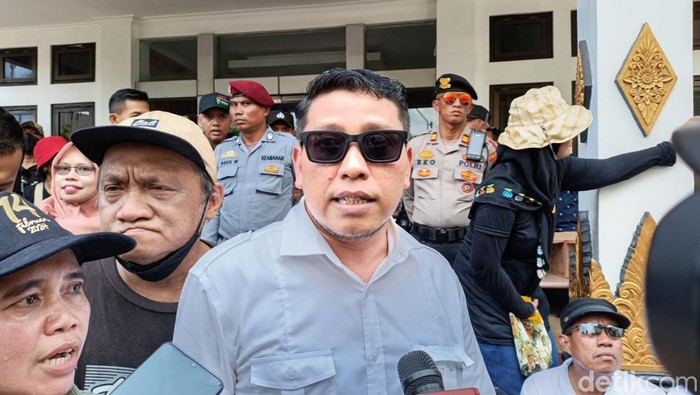 Ketua KPU DIY Ahmad Shidqi, Selasa (20/2/2024).