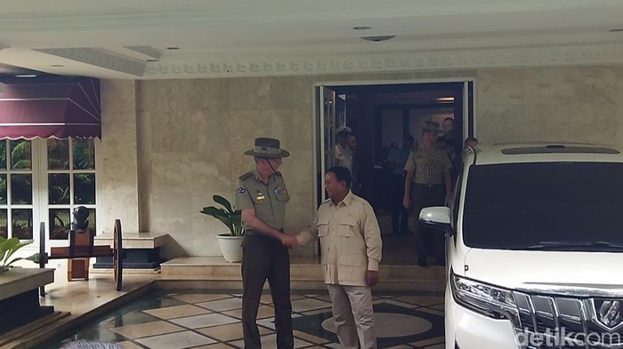 Menteri Pertahanan (Menhan) Prabowo Subianto menerima kunjungan Kepala Angkatan Bersenjata Australia, Jenderal Angus Campbell (Kurniawan Fadilah/detikcom)