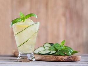 Ini 5 Minuman Segar yang Cocok Dikonsumsi Bersama Makanan Pedas