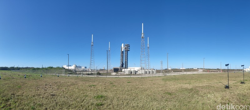 Peluncuran Satelit Merah Putih