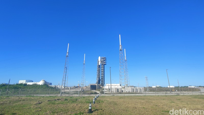 Peluncuran Satelit Merah Putih