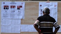 Pemungutan suara ulang pilpres dan DPD RI di TPS tersebut dilakukan karena saat penghitungan suara pada pemilu 14 Februari 2024 ditemukan adanya selisih 21 suara. 