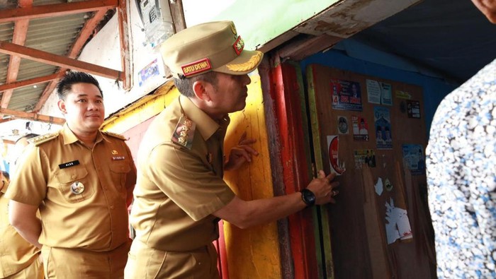 Penjabat Wali Kota Palembang kunjungi Jalan Pangeran Kusuma Abdurohim Lorong Roda Kecamatan Bukit Kecil Palembang
