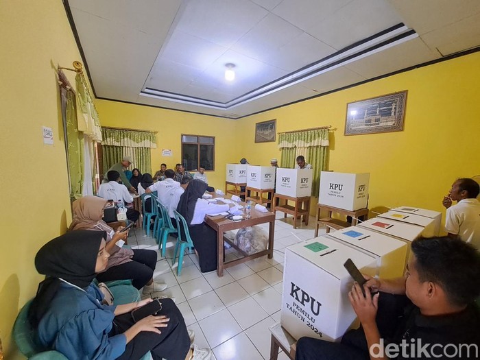 Penyelenggaraan Pemilu 2024 di salah satu TPS di Kabupaten Wonogiri, Rabu (14/2/2024).
