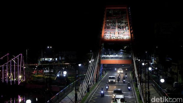 Potret Jembatan Sawunggaling Surabaya