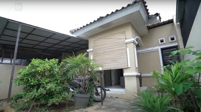 7 Foto Rumah Sederhana Dede Sunandar yang Rela Jual 2 Mobil Demi Nyaleg