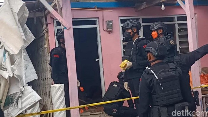 Rumah KPPS di Pamekasan Dilempar Bondet