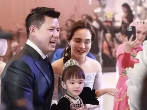 7 Foto Shandy Aulia di Ultah Putrinya, Cantik Berdandan Bak Elsa Frozen