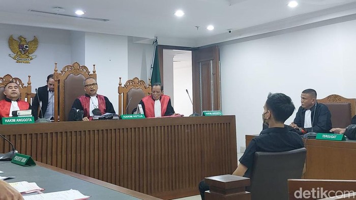 Sidang dakwaan Adam Deni di PN Jakpus, 20 Februari 2024. (Yogi Ernes/detikcom)