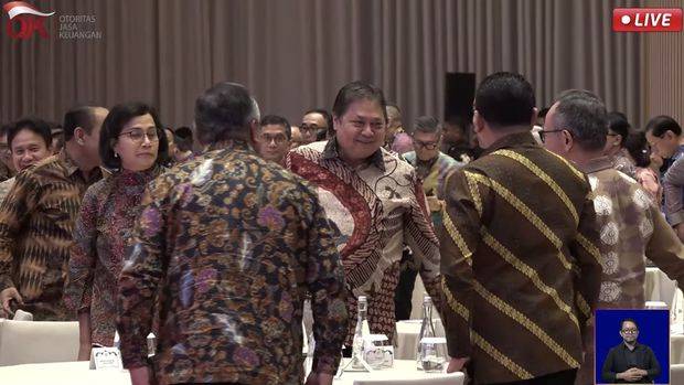 Suasana Pertemuan Tahunan Industri Jasa Keuangan 2024 di Hotel St Regis, Jakarta, Selasa, (20/2/2024). (Tangkapan layar Youtube)