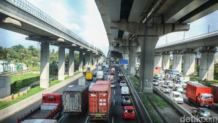 Ketahui Lokasi Titik Kemacetan Saat Ini di Tol Jakarta-Cikampek untuk Mencegah Keterlambatan Pagi Ini