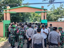 Massa Geruduk Kantor Camat di Dompu, Protes Caleg Jadi Saksi Rekapitulasi