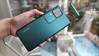 Belum diketahui kapan Vivo akan meluncurkan Vivo V30 Pro di Tanah Air. Namun ponsel ini dilaporkan akan hadir di beberapa negara pada 28 Februari 2024. Foto: Virgina Maulita Putri/detikINET