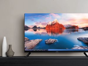 Cara Membersihkan Layar Semua Tipe TV dengan Benar