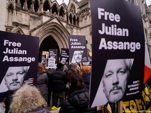 Akankah Julian Assange Dideportasi ke Amerika Serikat?