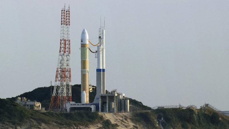 A second test model of H3 rocket lift off from the launching pad at Tanegashima Space Center on the southwestern island of Tanegashima, Kagoshima Prefecture, Japan February 17, 2024, in this photo taken by Kyodo. Mandatory credit Kyodo via REUTERS ATTENTION EDITORS - THIS IMAGE WAS PROVIDED BY A THIRD PARTY. MANDATORY CREDIT. JAPAN OUT. NO COMMERCIAL OR EDITORIAL SALES IN JAPAN