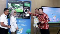 Ini juga menjadi salah satu strategi untuk meningkatkan keterlibatan pegawai dalam penerapan prinsip-prinsip ESG. Jamkrindo berkolaborasi dengan Plastic Pay meluncurkan program Trash4Cash.