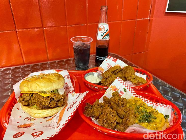 Yummy! Burger Massvile dan Chicken Wings Nashville Ada di Sini!