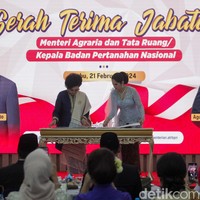 Dengan suaminya yang dilantik sebagai menteri di Kabinet Indonesia Maju, Annisa Pohan akan memulai tugasnya sebagai ibu menteri. Penampilannya pun akan semakin disorot. (Foto: Andhika Prasetia/detikcom)