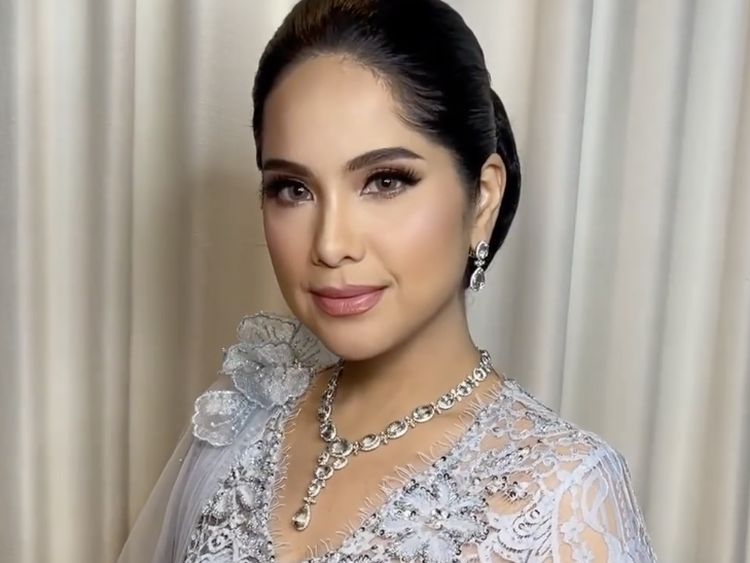 7 Inspirasi Baju Kebaya Modern dari Ibu Pejabat, Annisa Pohan Hingga Kahiyang