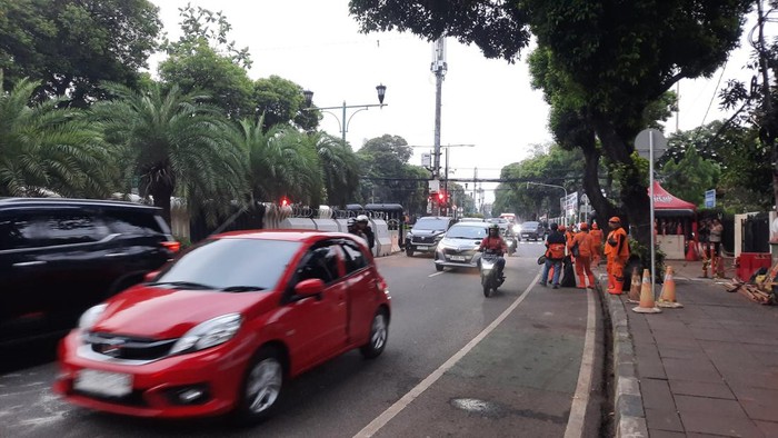 Jalan Imam Bonjol di depan KPU kembali dibuka (Annisa/detikcom)