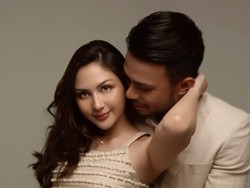8 Foto Maternity Shoot Jessica Mila-Yakup Hasibuan, Kompak Serba Warna Nude