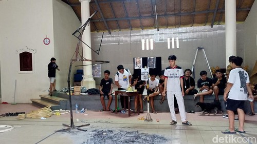 Kondisi ogoh-ogoh hangus terbakar di Lingkungan Bhuana Asri, Kelurahan Kerobokan Kaja, Kecamatan Kuta Utara, Badung, Rabu (21/2/2023). (Foto: Agus Eka/detikBali)