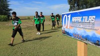 Sebanyak 384 peserta dari berbagai kalangan masyarakat yang tergabung dalam 32 tim mengikuti kegiatan itu dengan menempuh rute jalan kaki sejauh 40 km dari Pantai Suak Ujong Kalak ke Makam Teuku Umar Kecamatan Panton Reu dengan tujuan untuk mengenang beratnya pengorbanan dan perjuangan Teuku Umar Johan Pahlawan dalam mempertahankan tanah air dari penjajah kolonial Belanda. 