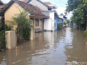 Hujan Deras Semalam, Permukiman Warga Tanjungkarang Kudus Terendam Banjir