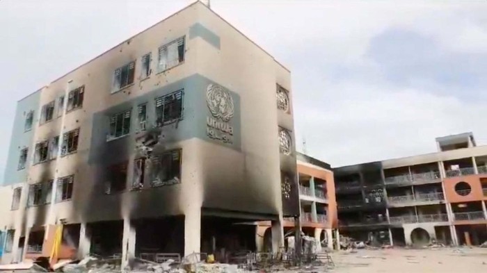 Potret Sekolah UNRWA yang Hancur Diserang Israel A view shows a damaged UNRWA school, amid the ongoing conflict between Israel and the Palestinian Islamist group Hamas, in Gaza City, in this screengrab obtained from a social media video released on February 19, 2024. UNRWA/Handout via REUTERS THIS IMAGE HAS BEEN SUPPLIED BY A THIRD PARTY. MANDATORY CREDIT. NO RESALES. NO ARCHIVES.