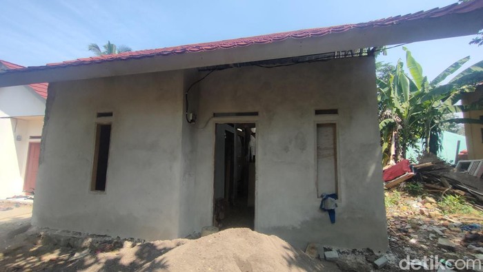 Rumah tahan gempa di Cianjur.