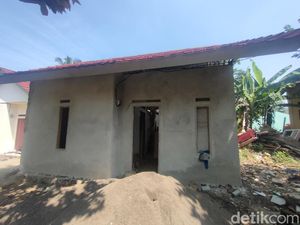 Kontraktor Ancam Usir Penyintas Gempa dari Rumah Tahan Gempa