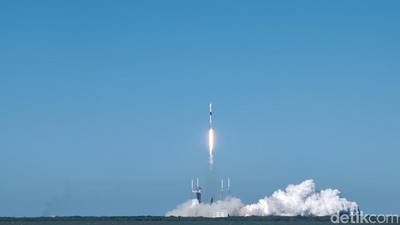 Detik-detik Satelit Merah Putih 2 Membumbung ke Angkasa