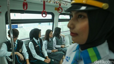 Seru! Siswa SMK Kini Bisa Magang di LRT Jakarta Lho