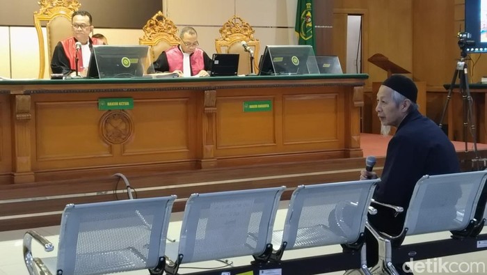 Terdakwa kasus korupsi Bandung Smart City jilid II Budi Santika.