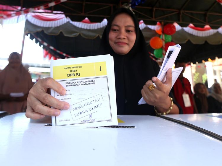 Ada Pelanggaran, 16 TPS di Banda Aceh Gelar Pemungutan Suara Ulang