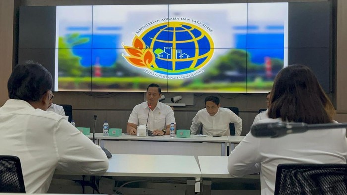 AHY pimpin rapat di Kementerian ATR (Rumondang/detikcom)