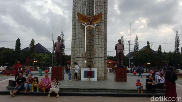 Alun-alun Puspawangi di Indramayu.