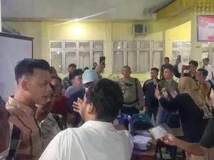 Heboh Anggota DPRD Terlihat Cekcok Saat Hitung Surat Suara di Medan