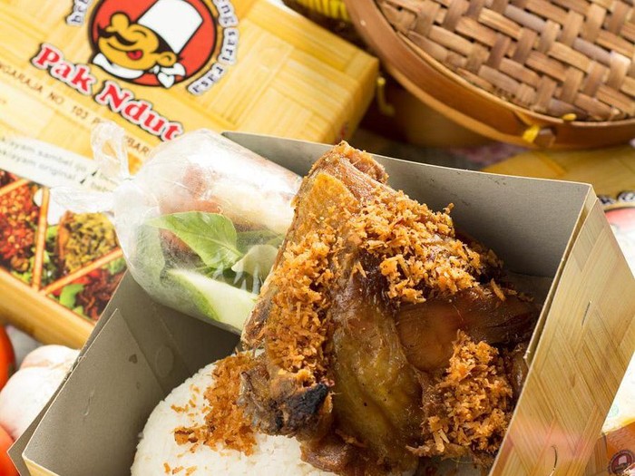 ayam goreng legendaris di Bogor