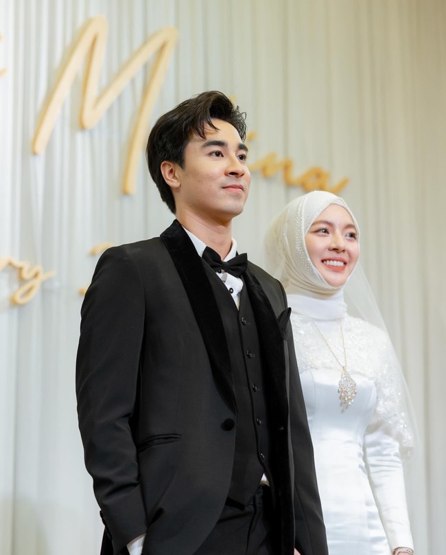 Fifa Premanan adalah aktor asal Thailand yang baru-baru ini menikah. Potet pernikahannya yang dibagikan di Instagram mengundang perhatian karena dilakukan secara Islam.  Foto: Instagram