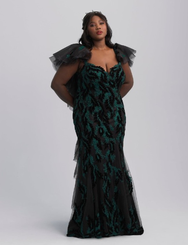 Allure Bridals merilis deretan gaun pengantin terinspirasi villain atau tokoh jahat dalam dongeng Disney. Ada empat tokoh jahat yang menjadi inspirasi busana pengantin modern nan simpel yang dijual mulai harga US$ 2.000 ini. Foto: Dok. Allurebridals, Everett